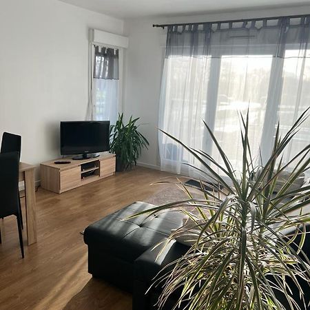 Appartement 5Min Gare Rer Disneyland Paris Val D'Europe La Vallee Village Parking Inclus Montevrain Ngoại thất bức ảnh