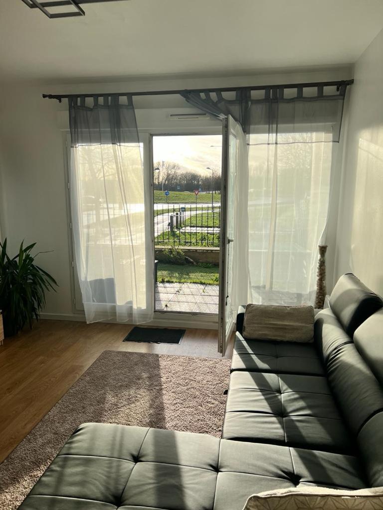 Appartement 5Min Gare Rer Disneyland Paris Val D'Europe La Vallee Village Parking Inclus Montevrain Ngoại thất bức ảnh